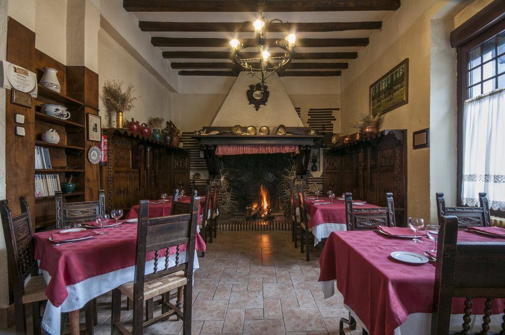 Hostal Ayestaran II Lekunberri Exterior foto